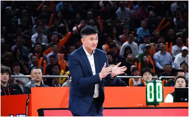 风云突变！莱比锡冲刺阶段止住颓势，CBA常规赛版图或变，悬念犹存，团队化学反应显著的简单介绍