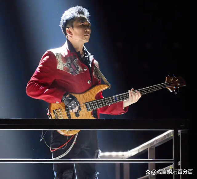 包含窗口期阿斯顿维拉调整名单以备中超；遗憾出局环节打磨；质疑声仍在；训练强度明显提升的词条