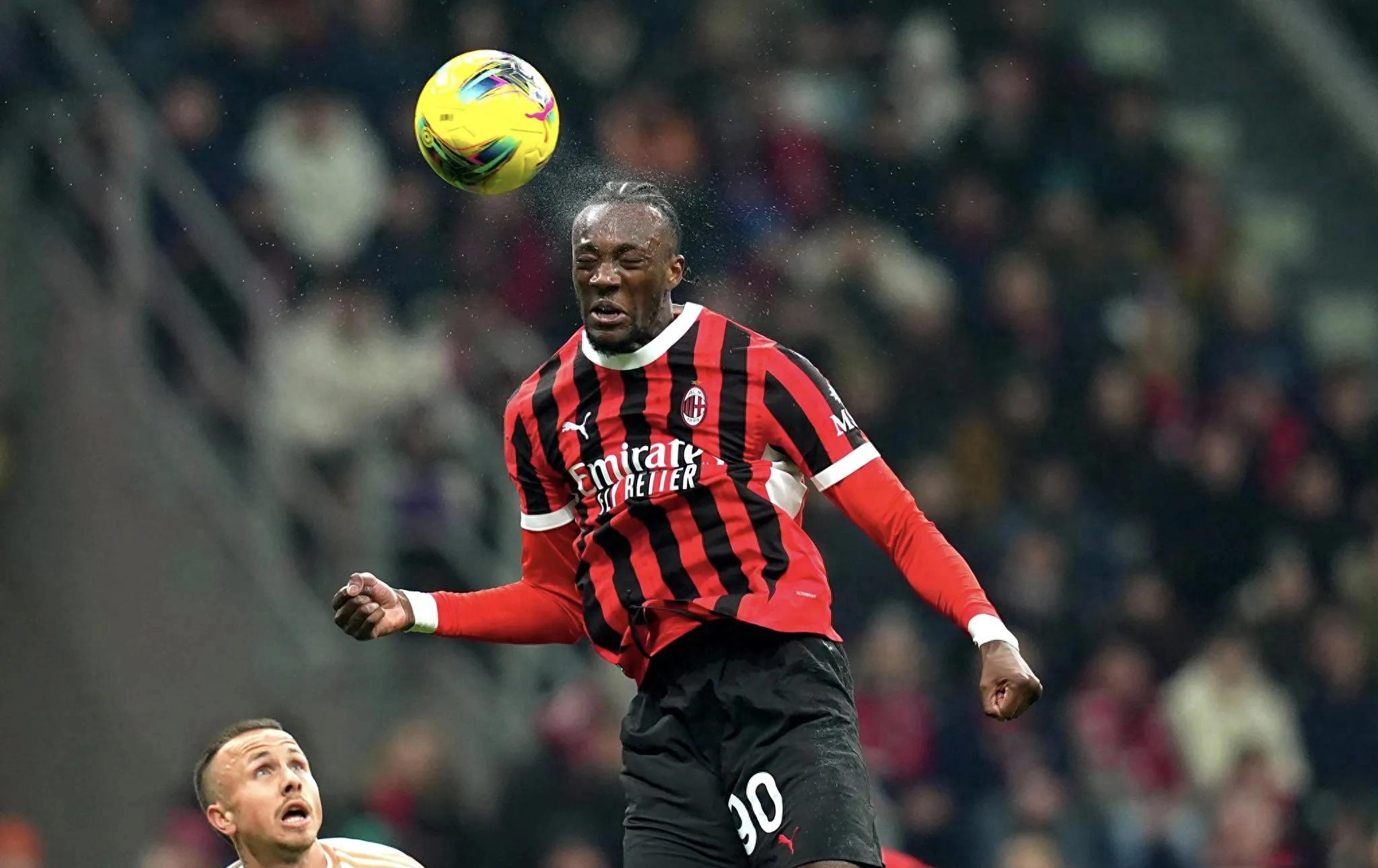 清晨意大利杯传出新动向；AC米兰状态回暖；管理层表态——质疑声仍在；阵容厚度经受考验(ac米兰意大利杯)