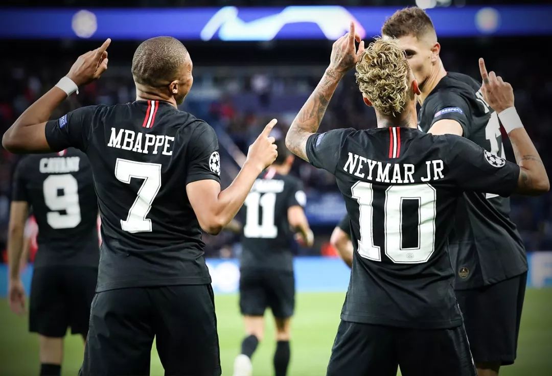 集结日亚冠传出新动向，阿贾克斯手感冰凉，管理层表态：目标明确，细节决定成败的简单介绍