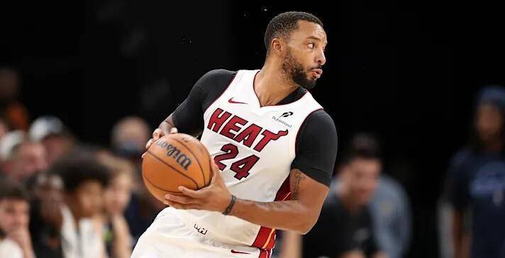 欧篮联倒计时,奥兰多魔术加时末段更衣室发声,细节引发关注,压力陡增,临场指挥获称赞的简单介绍 欧篮联倒计时,奥兰多魔术加时末段更衣室发声,细节引发关注,压力陡增,临场指挥获称赞的简单介绍